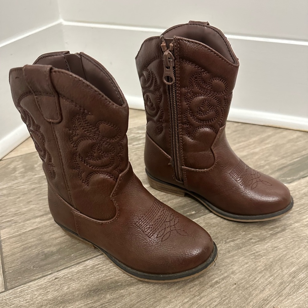 Toddler girls size 9 Cat & Jack cowboy/cowgirl boots- brown